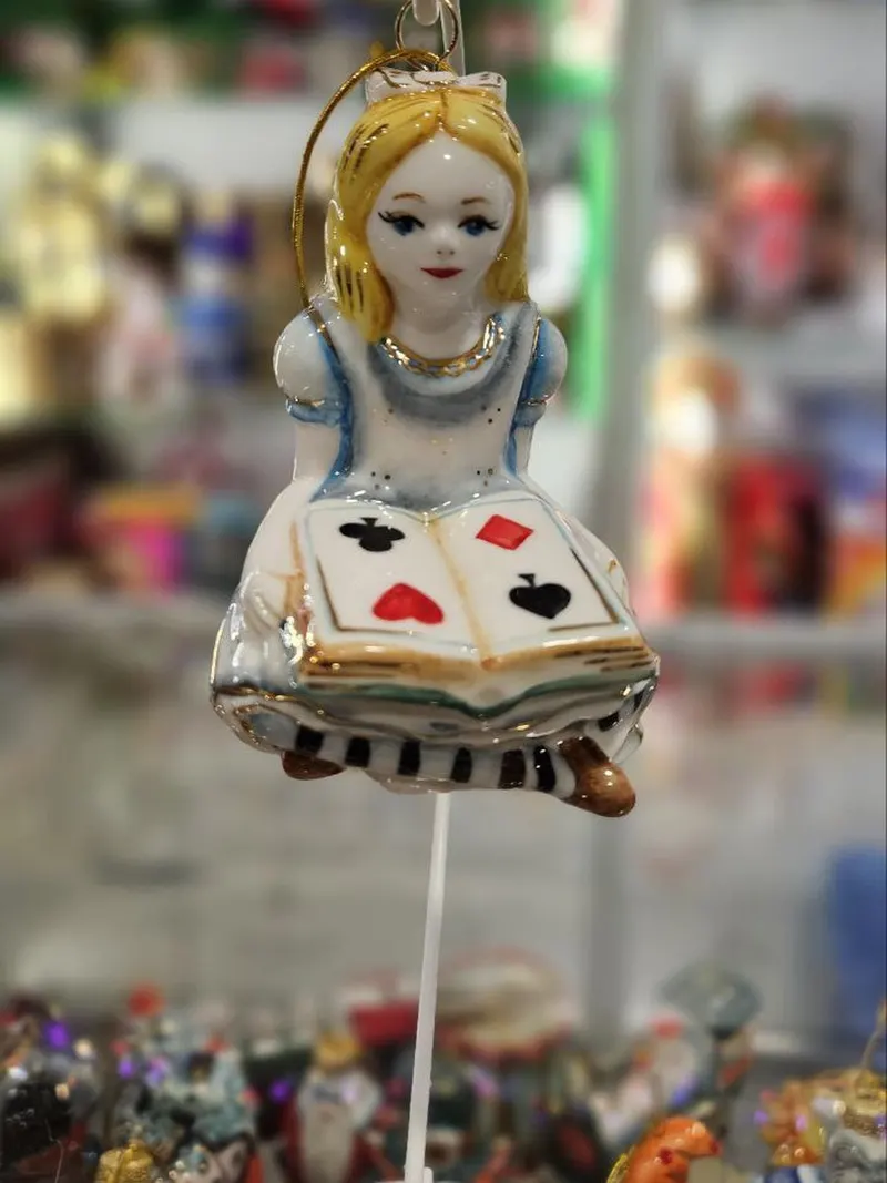 Ёлочная игрушка «Алиса»